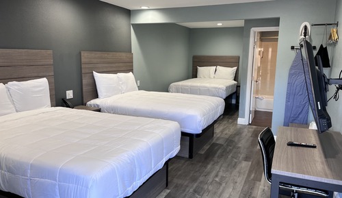 Premium Room, 3 Queen Beds