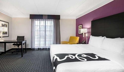 Habitación Deluxe, 1 cama de matrimonio grande, no fumadores (Mobility, Bathtub w/Grab Bars)