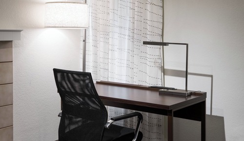 Estudio, 1 cama de matrimonio grande con sofá cama