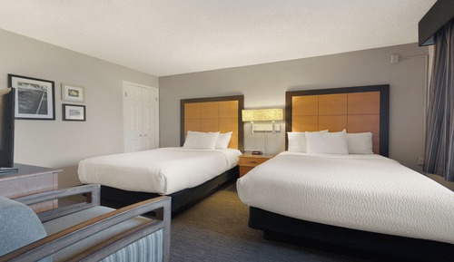 Suite, varias camas, no fumadores (River View)