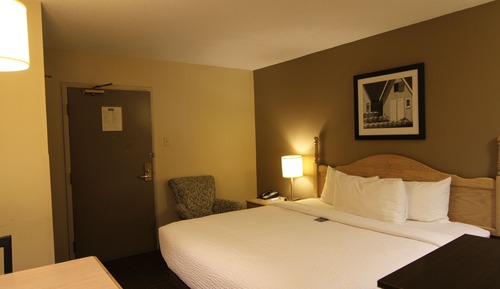 Suite, varias camas, no fumadores (First Floor Drive Up)