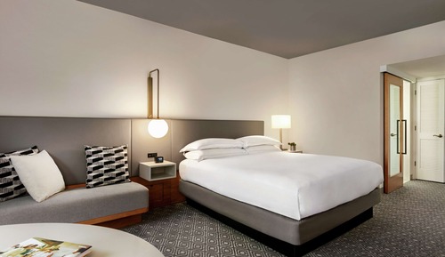 Habitación, 1 cama de matrimonio grande, accesible para personas con discapacidad, bañera