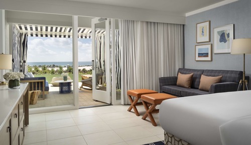 Habitación, 1 cama de matrimonio grande, vistas al mar (Mobility, Bathtub, Cabana)