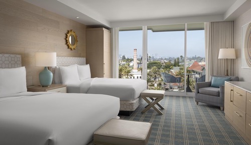 Habitación, 2 camas de matrimonio (Hearing Access)