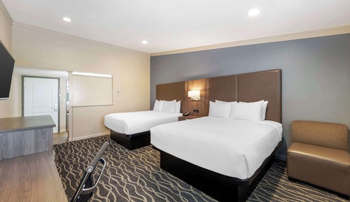 Habitación estándar, 2 camas de matrimonio, accesible para personas con discapacidad