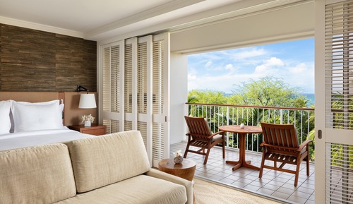 Habitación, vistas parciales al mar