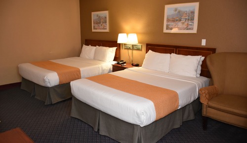 Habitación ejecutiva, 2 camas de matrimonio, accesible para personas con discapacidad