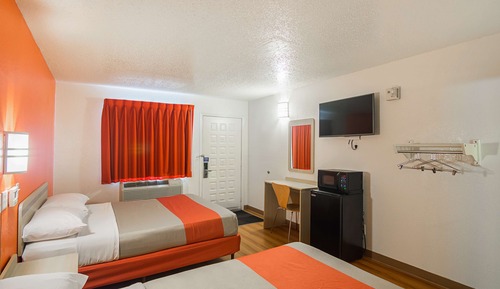 Habitación Deluxe, 2 camas de matrimonio, accesible para personas con discapacidad, no fumadores