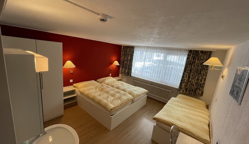 Habitación triple clásica