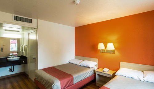 Habitación estándar, 2 camas dobles, no fumadores