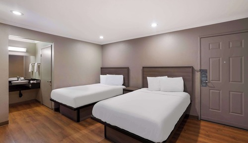 Habitación estándar, 2 camas dobles, no fumadores