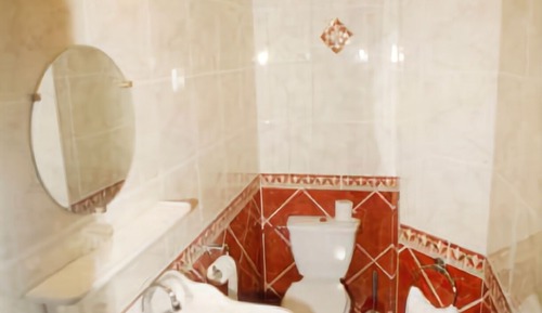 Habitación triple, vistas al puerto, mirando al mar