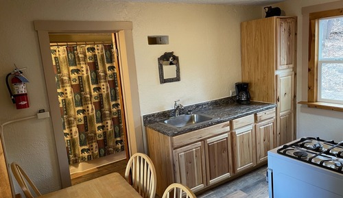 Habitación (The Bear)