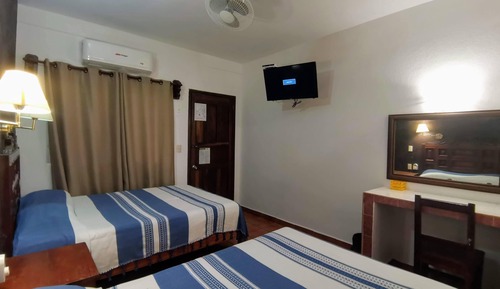 Habitación básica doble, 2 camas dobles