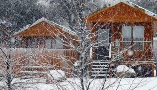 Casa de campo, varias camas, no fumadores, cocina básica (Linens Available, No Pets Permitted)