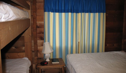 Cabaña, varias camas, no fumadores, vistas al lago (Linens available)