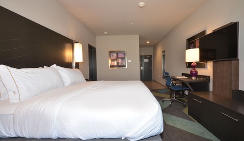 Suite, 1 habitación, accesible para personas con discapacidad (Communications, Accessible Tub)