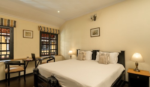 Deluxe Room, 1 King Bed