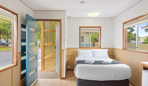 Cabaña económica (Studio)