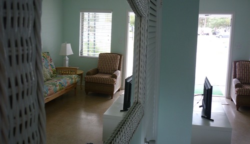 Studio Kitchenette ( Efficiency) 1 Queen Bed