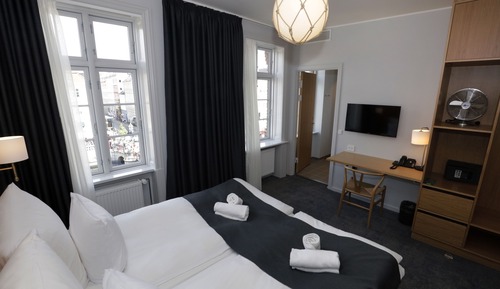 Habitación doble, vistas al canal