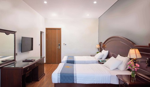 Habitación superior con 1 cama doble o 2 individuales, vistas al mar