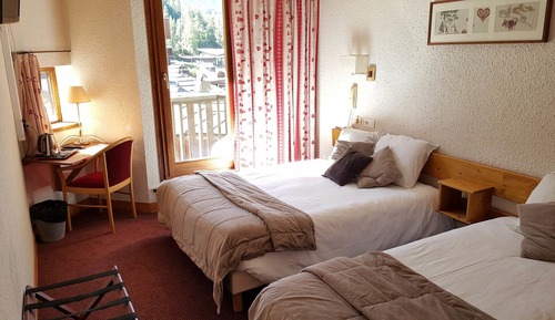 Habitación estándar con 2 camas individuales