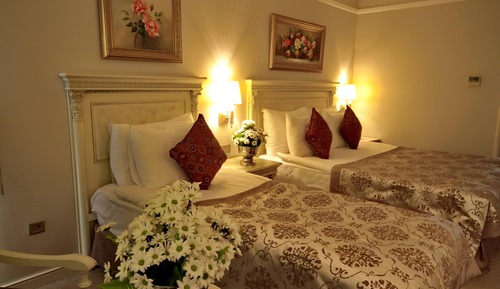 Habitación con 2 camas individuales