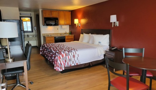 Habitación Deluxe, 1 cama de matrimonio grande, cocina básica (Smoke Free)