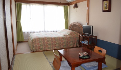 Habitación familiar (Japanese Western)