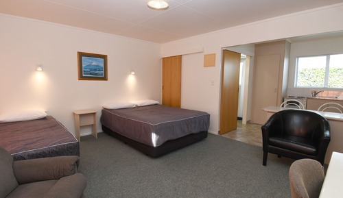 Habitación con 2 camas individuales