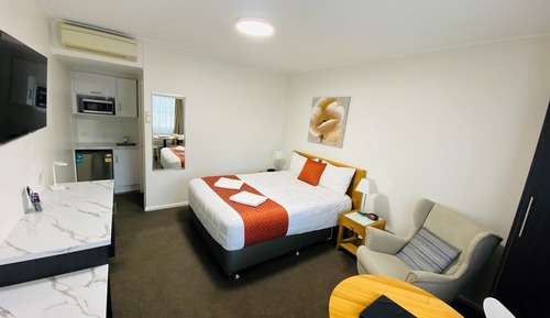 Habitación doble superior, no fumadores, cocina básica