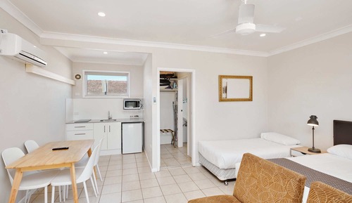 Habitación familiar, varias camas, cocina básica