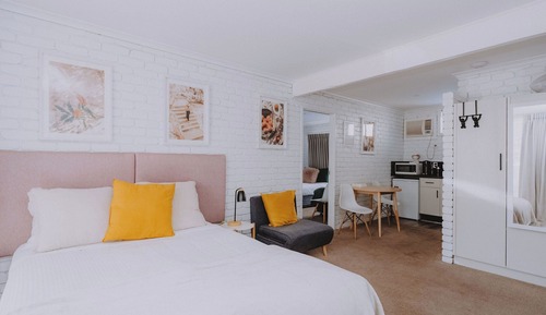 Suite familiar, varias camas, no fumadores, cocina básica