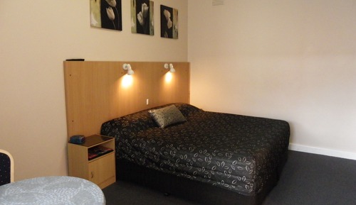Habitación estándar, no fumadores (Large King Bed)