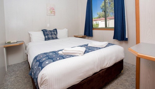 Standard Balcony 2 Bedroom Cabin - Pet Friendly