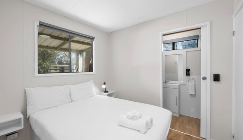 Standard Cabin - Not Pet Friendly