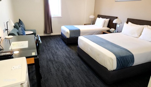 Habitación con 2 camas individuales