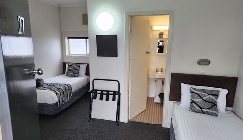 Habitación estándar, no fumadores, balcón (Renovated Single/Twin)