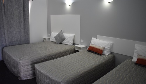 Habitación familiar, no fumadores, balcón