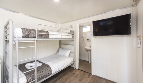 Cabaña de lujo, varias camas, no fumadores, cocina básica (Pet Friendly)