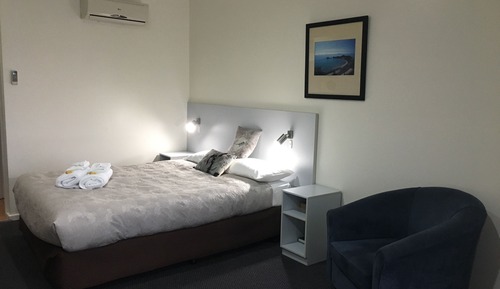 Habitación estándar, no fumadores, cocina básica (4 Star Del/Bal/Lakeviews)