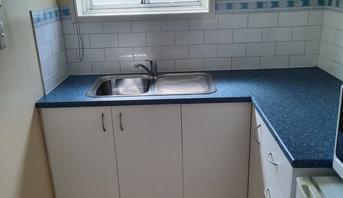 Estudio básico, 1 cama de matrimonio