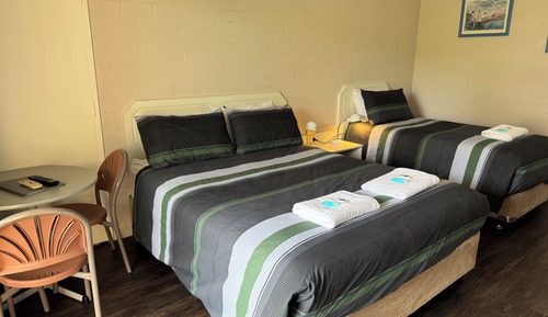 Habitación estándar, no fumadores, balcón (Upstairs Motel/Twin)