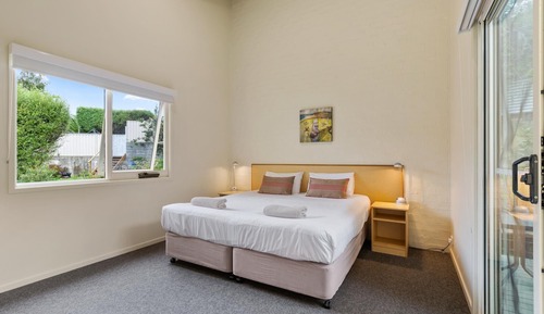 Villa Premier, 3 habitaciones, 2 baños, vistas al jardín