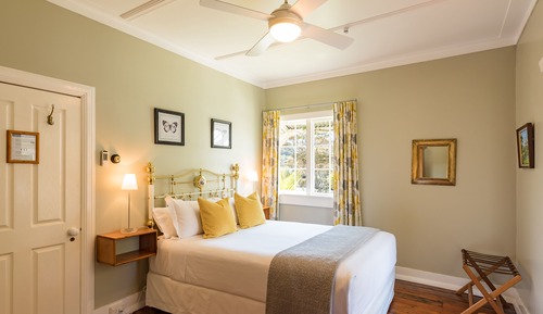 Suite superior, 1 cama de matrimonio grande, no fumadores, balcón (Te Punga Rm 4)