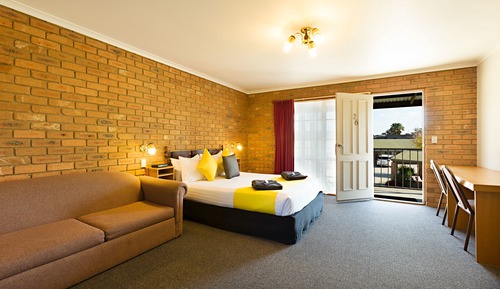 Estudio familiar, no fumadores, cocina básica (Family Suite)