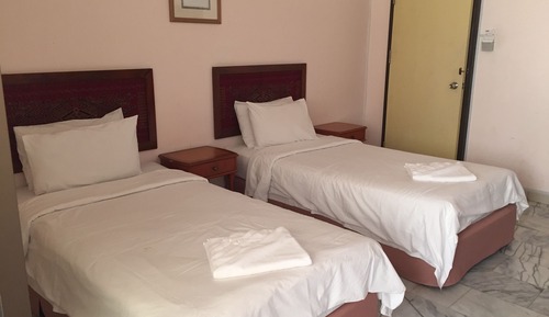 Habitación con 1 cama doble o 2 individuales