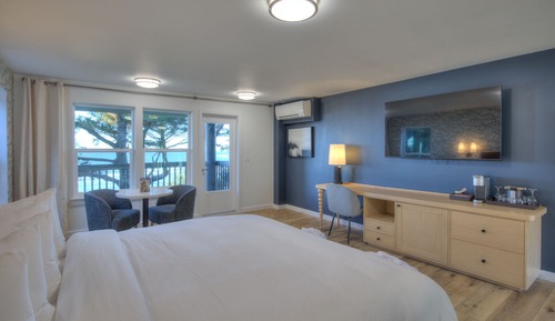 Estudio exclusivo, 1 cama de matrimonio grande, ducha adaptada, vistas al mar