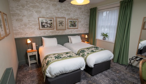 Habitación con 2 camas individuales